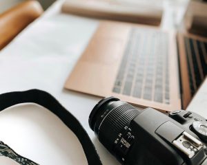 Jak wykorzystać reklamę natywną, aby dotrzeć do młodszej grupy odbiorców?